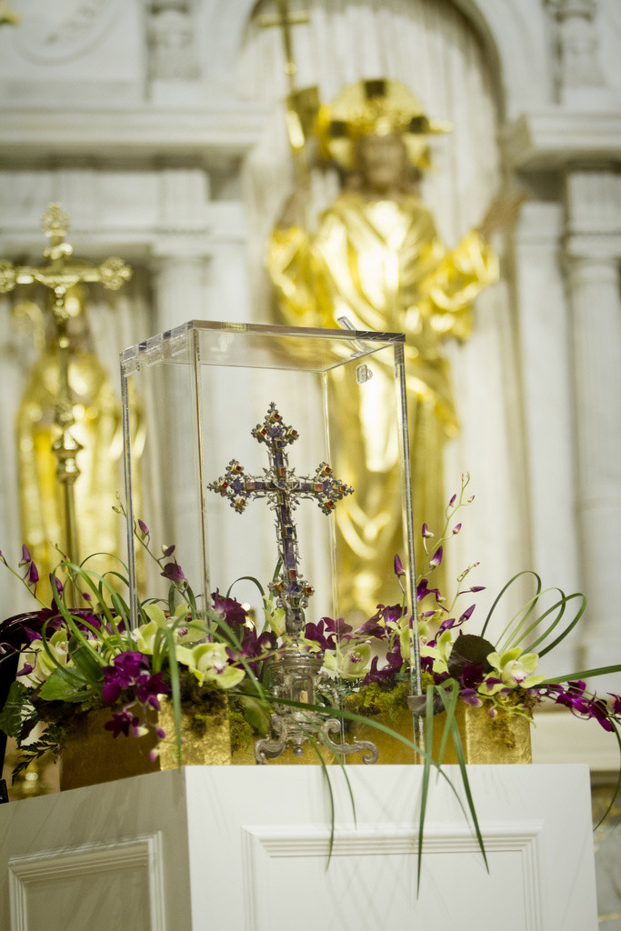 A first-class relic of St. Augustine of Hippo, patron saint of St. Augustine, Fla., is displayed during a July 7 vespers at the Cathedral Basilica of St. Augustine. It is on loan from the Vatican Treasury for the city and cathedral parish's 450th anniversary celebration. (CNS photo/Brandon Duncan, St. Augustine Catholic magazine)