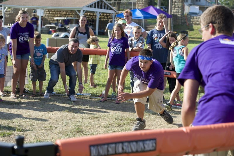 Horton hosts Steve Angrisano The Leaven Catholic Newspaper