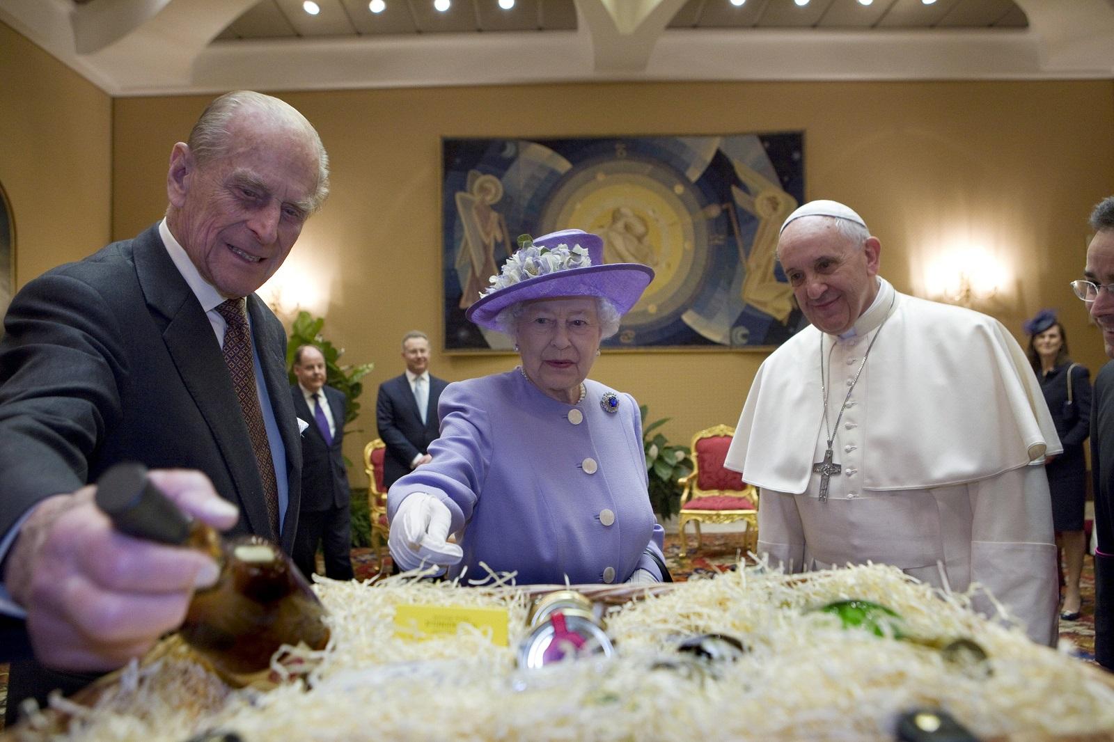 World leaders pay tribute after death of Queen Elizabeth II, Queen  Elizabeth II